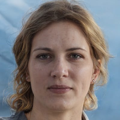 Marina Salazar